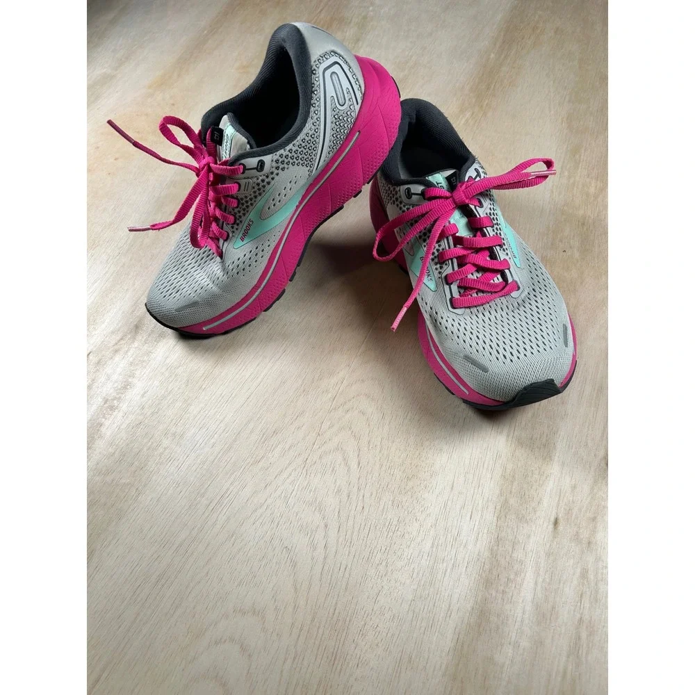 Brooks Ghost 14 Womens size 7 Running Shoes Grey Pink Teal Athletic Sneakers